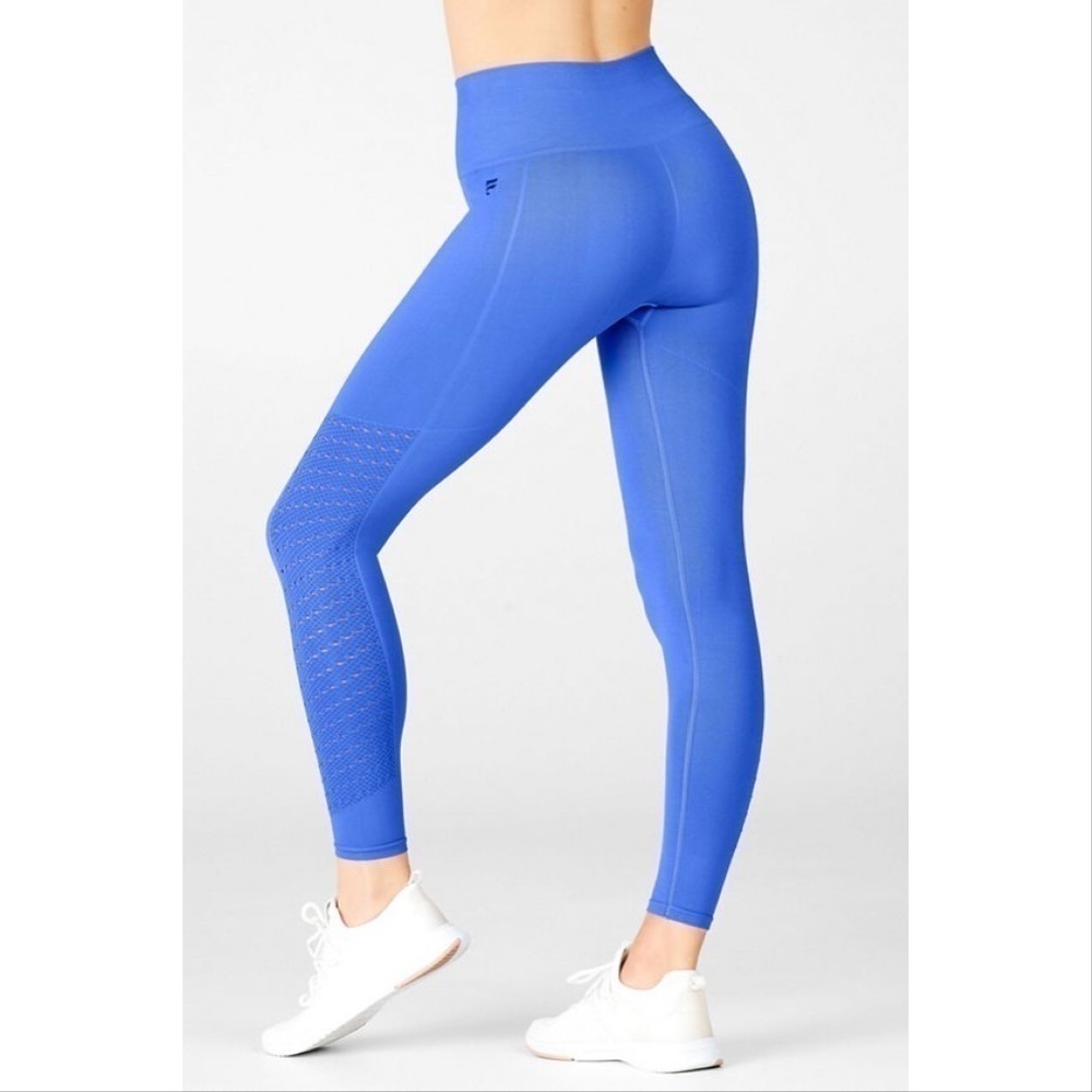 Fabletics Womens XL Sync High Waisted Perforated Blue Seamless 7/8 Leggings